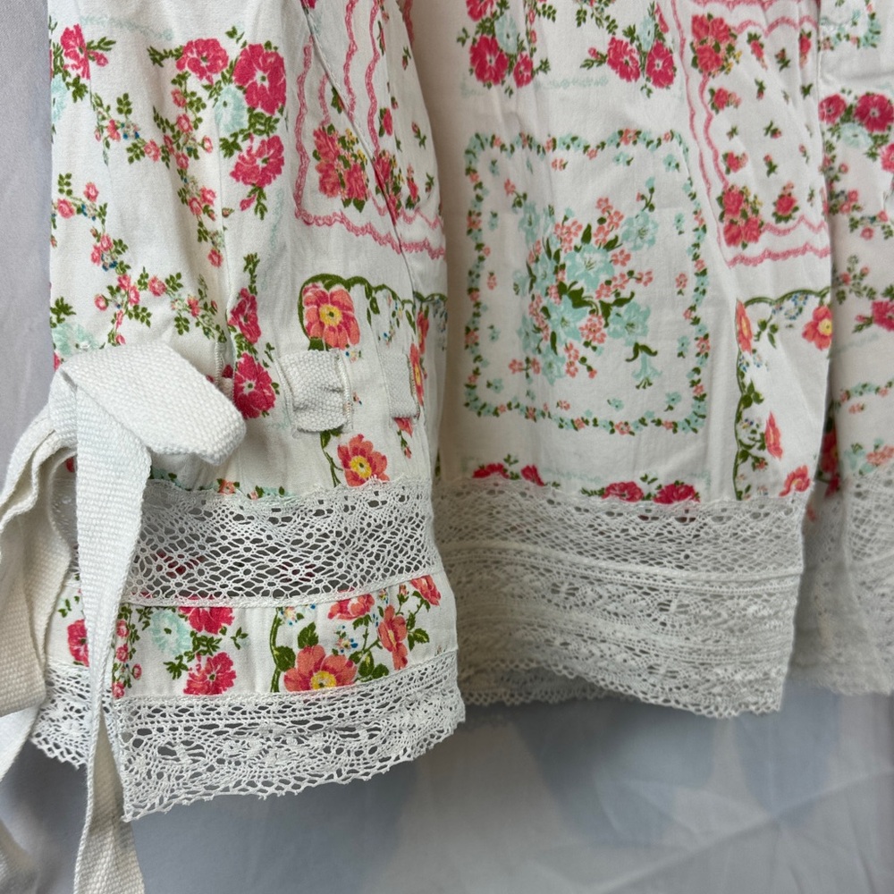 Free People Blooming Lace Ivory‎ Floral Patchwork Lace Trim Shorts Size 4 - NEW - Picture 6 of 12